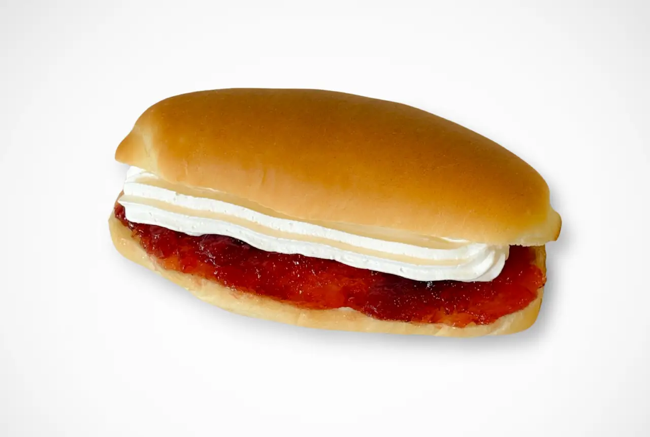 つぶつぶいちごジャムアンドホイップ