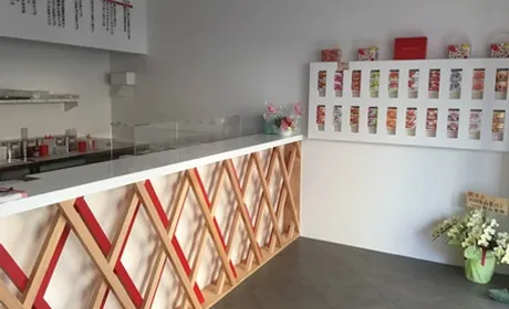 コッペプリュス垂水店 店内